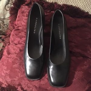 BANDOLINO BLACK PUMPS SHORT HEEL EXCELLENT OFFICE